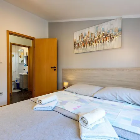 Apartments Kristina Rovinj Exterior photo