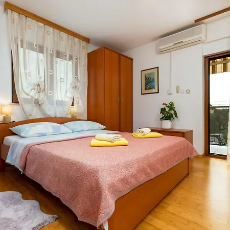 Apartments Kristina Rovinj Exterior photo