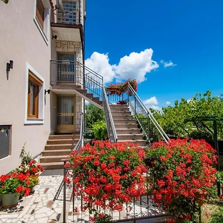 Apartments Kristina Rovinj Exterior photo